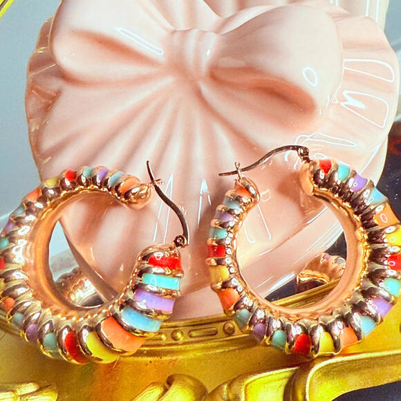 Rainbow Enamel Chunky Hoop Earrings Gold Tone Statement NWT - Picture 6 of 7